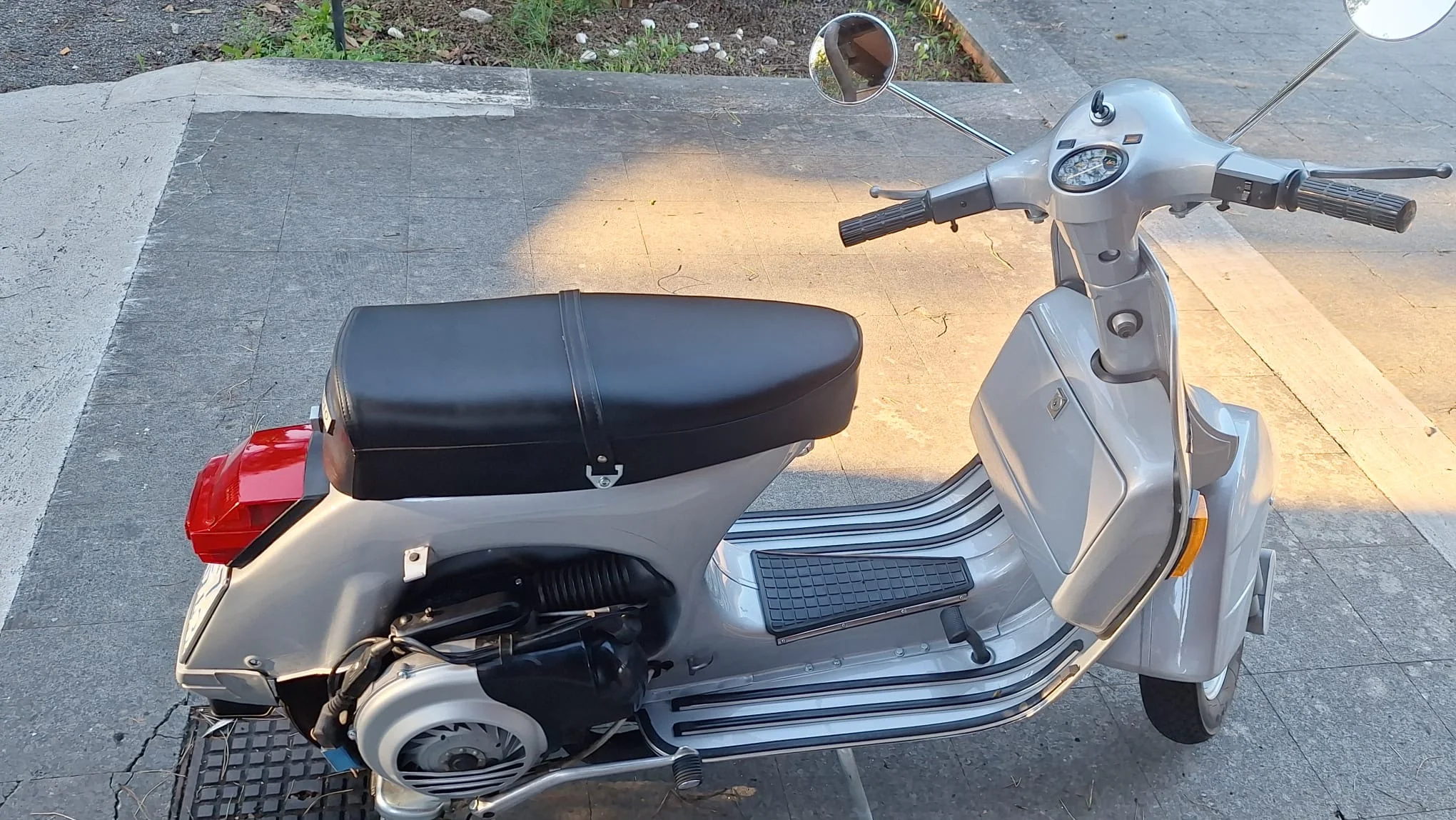Vespa P125X 1979 — foto 20