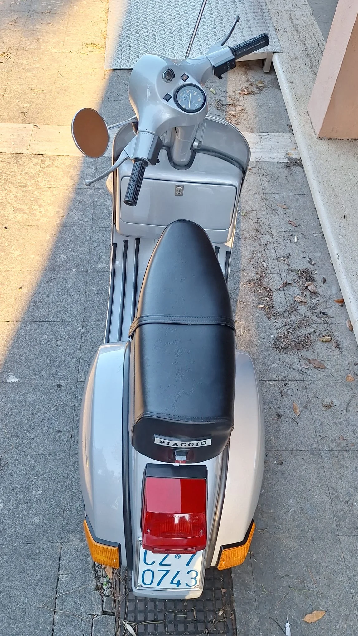 Vespa P125X 1979 — foto 22